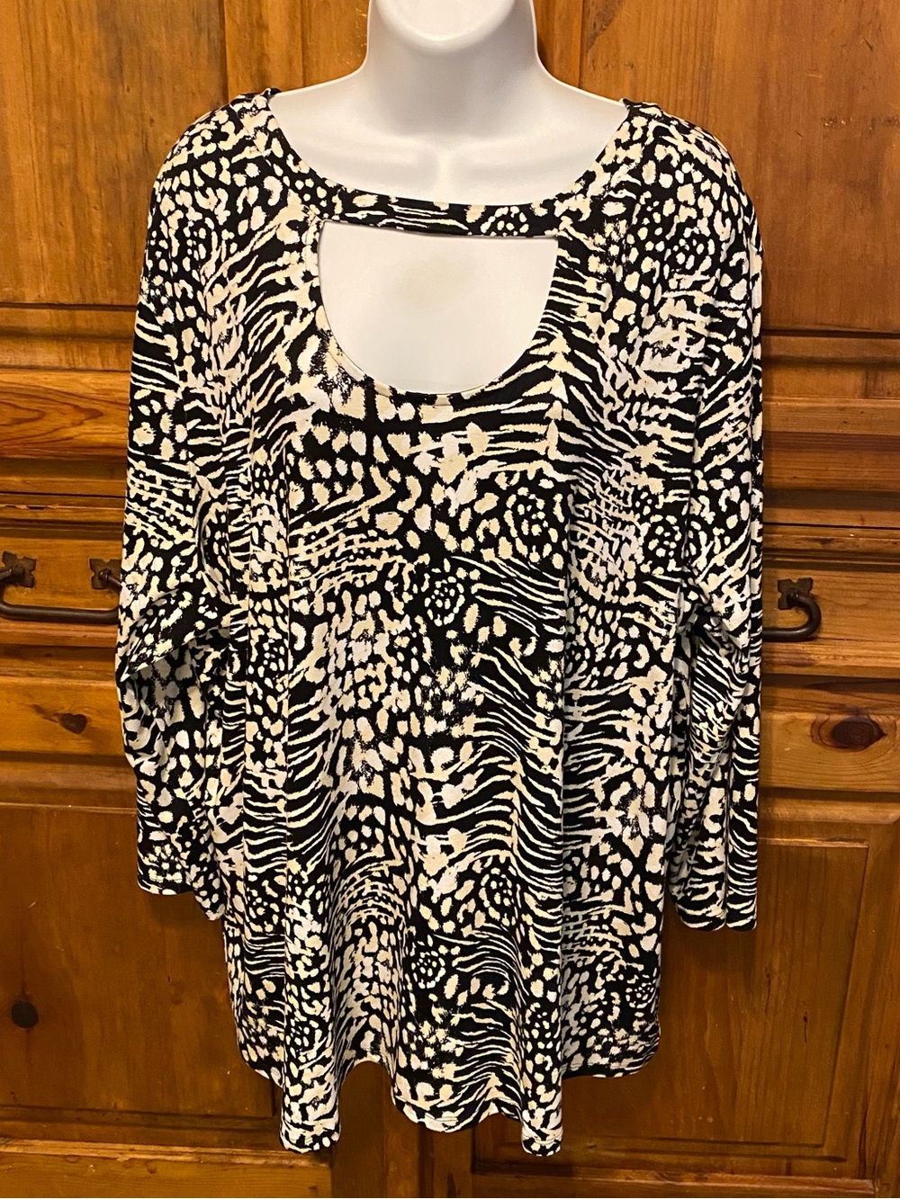 NWT Cato Est 1946 Plus Sportswear Mixed Animal Print Keyhole Tunic 22/24 W Retro